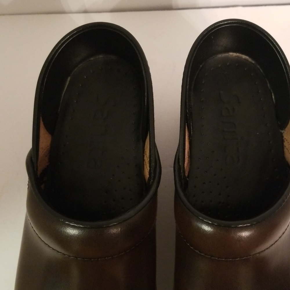 Shoes - Picture 3 of 5